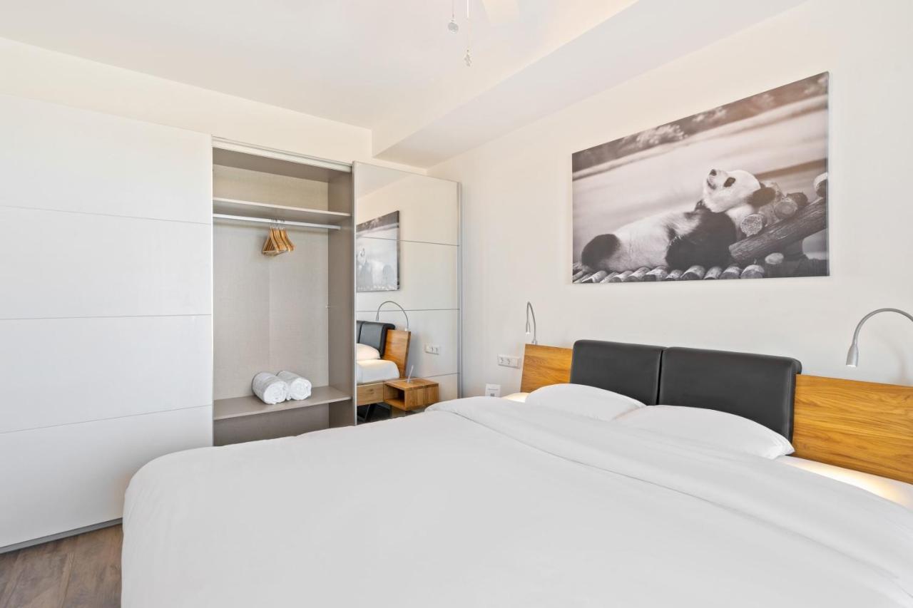 Cloche D'Or Proximity - Sleek Urban Space Luxemburg Exterior foto